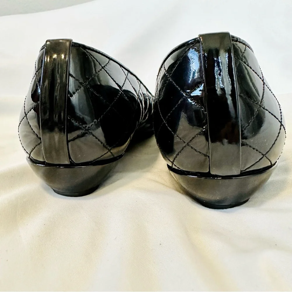 Stuart Weitzman bow quilted patent leather ballerina black flats Quilty - Picture 11 of 15